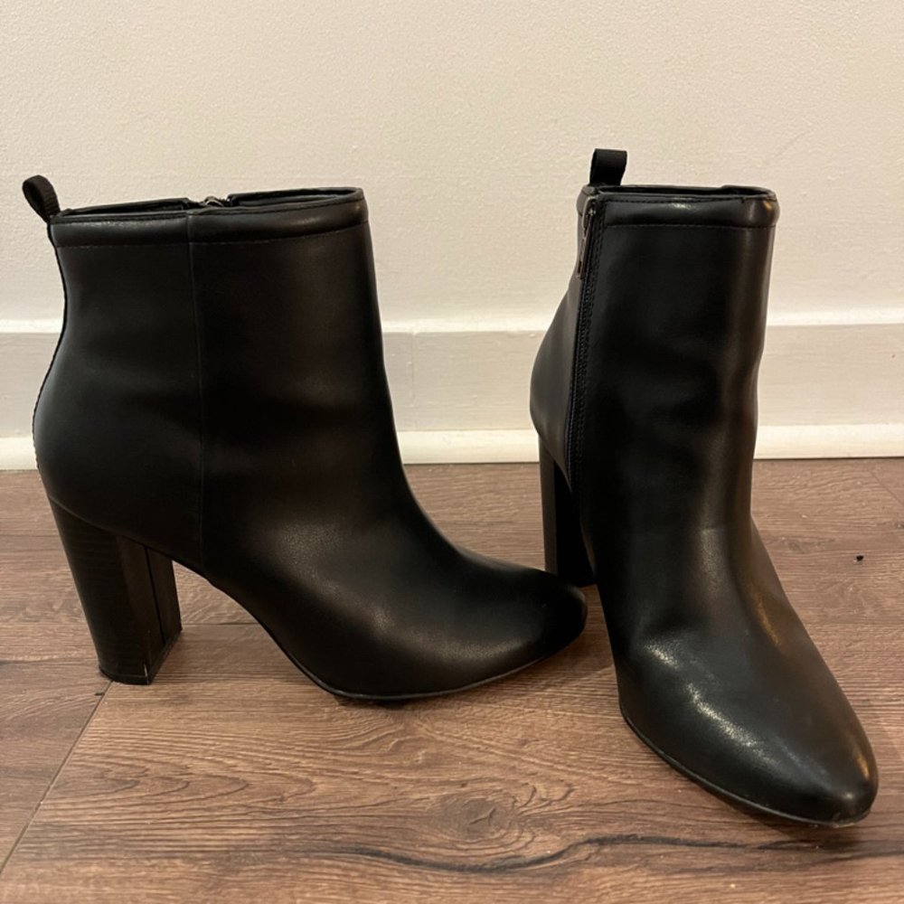 Matt & Nat Vegan Leather Booties